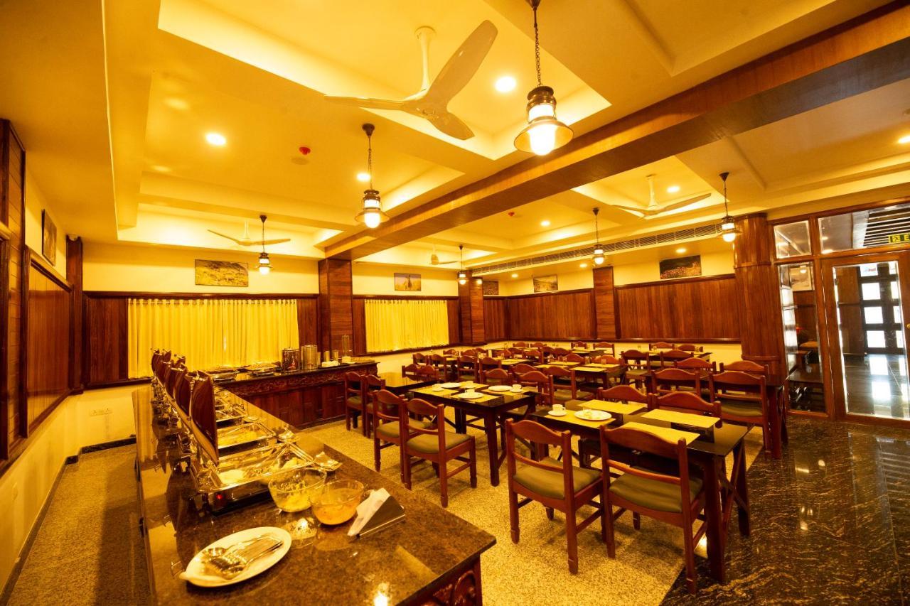 Hotel Guruvayur Darshan ภายนอก รูปภาพ