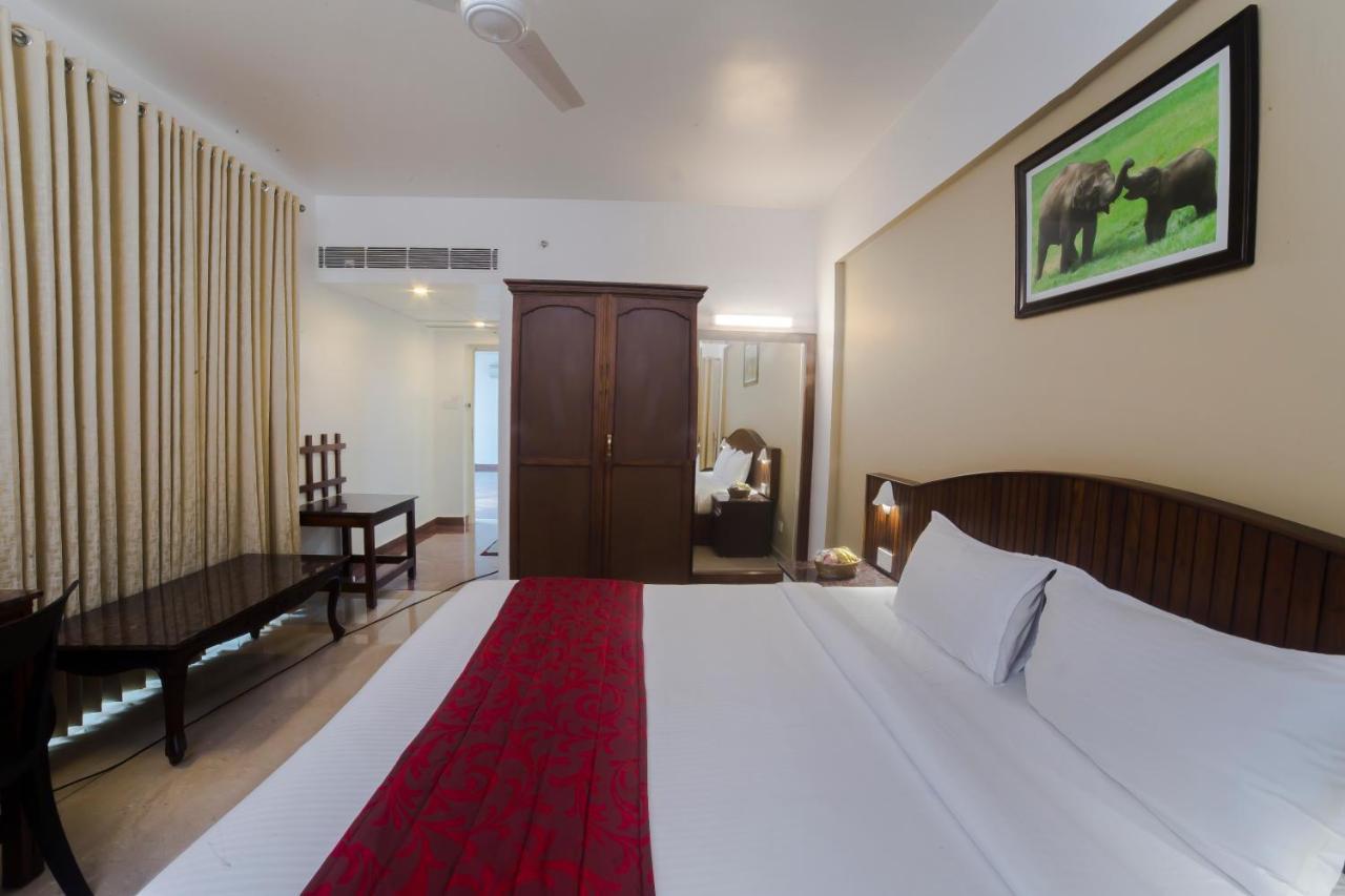 Hotel Guruvayur Darshan ภายนอก รูปภาพ