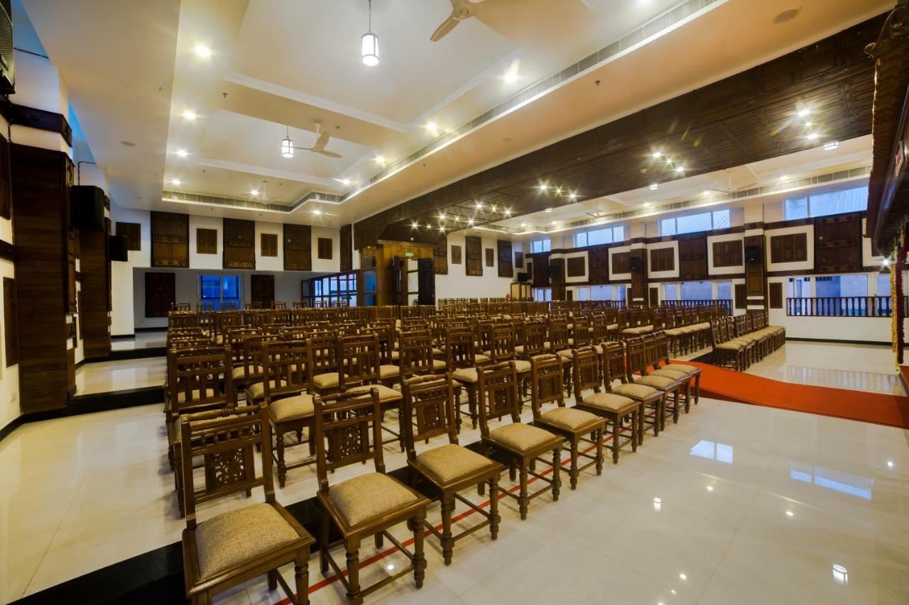 Hotel Guruvayur Darshan ภายนอก รูปภาพ
