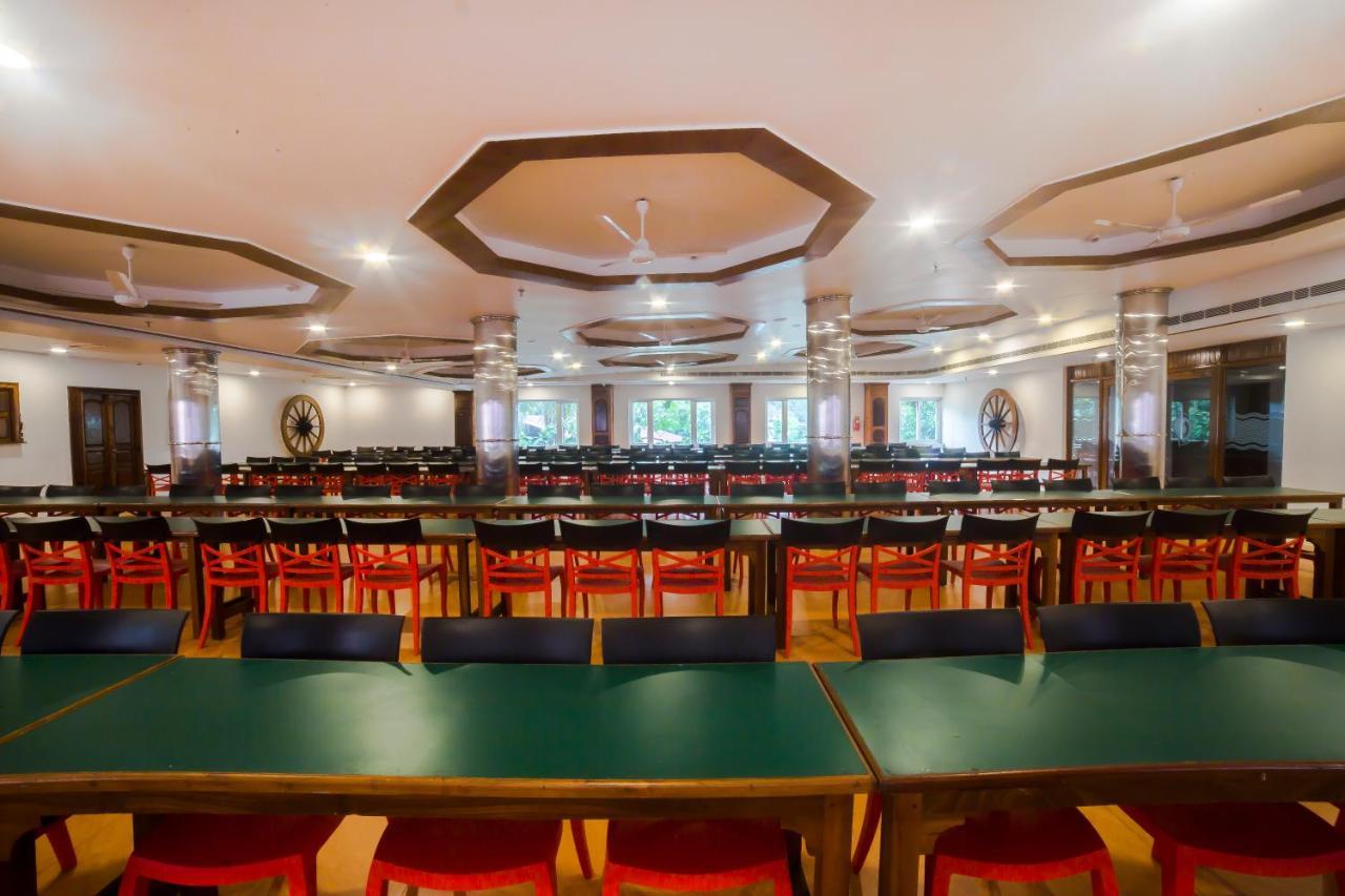 Hotel Guruvayur Darshan ภายนอก รูปภาพ