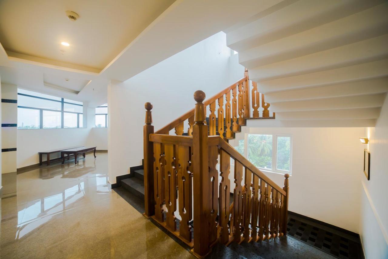 Hotel Guruvayur Darshan ภายนอก รูปภาพ