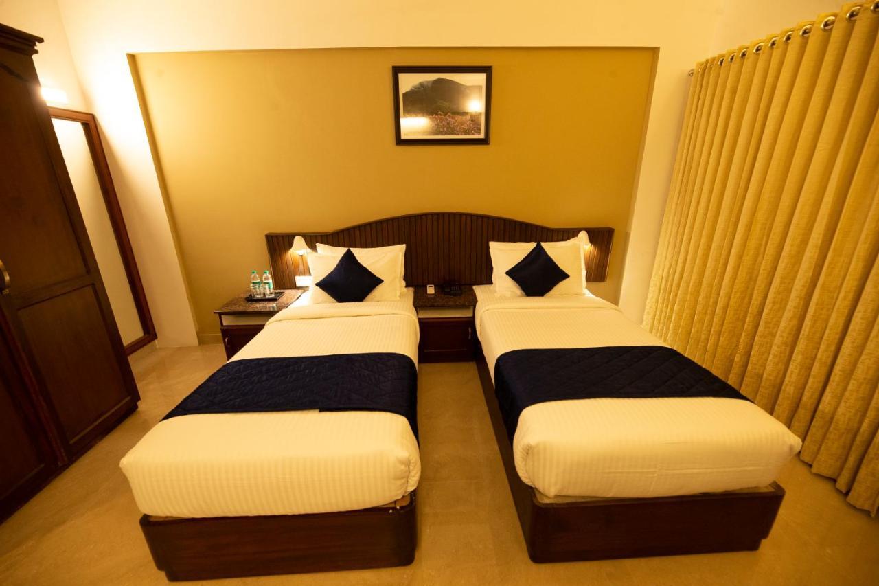 Hotel Guruvayur Darshan ภายนอก รูปภาพ